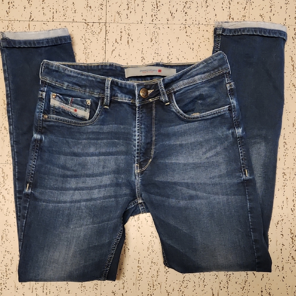 Diesel Industry Blue Light Fade Straight Slim Leg Jeans Vintage Y2K